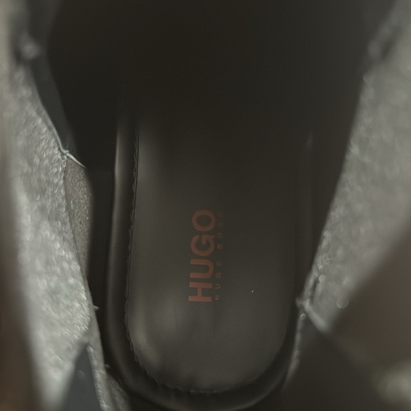 Hugo Boss Chelsea Boots - Picture 3 of 9